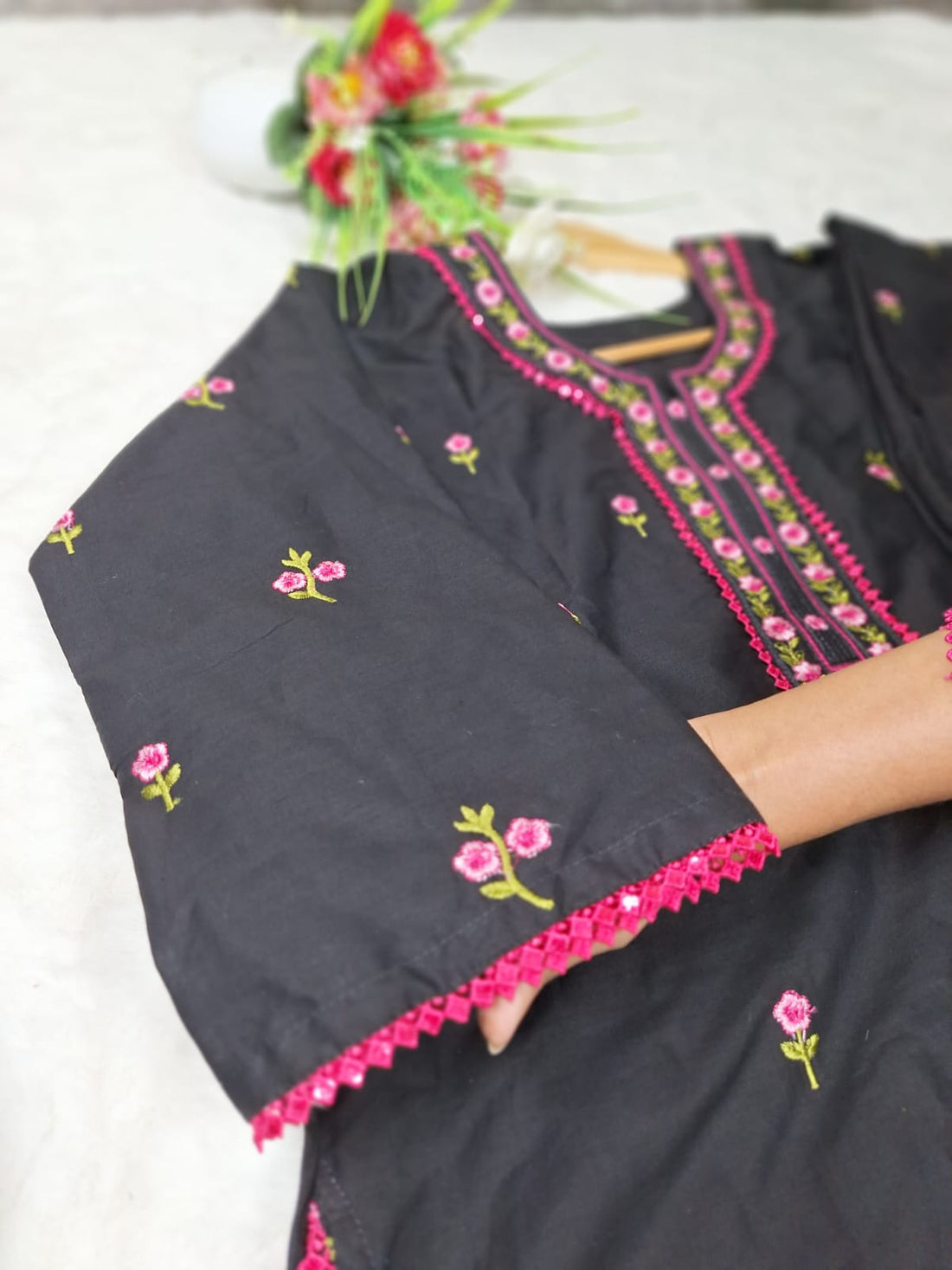 কলমিলতা টু-পিচ